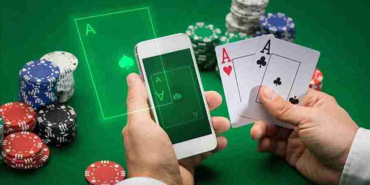 Mastering Online Baccarat: Tips and Strategies